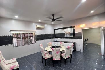 SEREMBAN SRI PULAI PENAGA INDAH SEMI-D DOUBLE STOREY FULL FURNISH&FULL RENOVATION