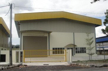 SEREMBAN LABU GALLA INDUSTRIAL 61K SQFT LAND Factory Land with Buildings Fully Tenanted GOOD TO INVEST