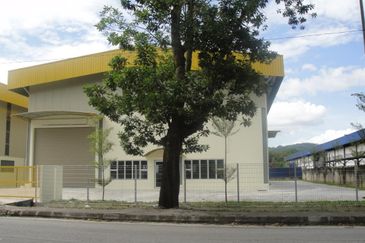 SEREMBAN LABU GALLA INDUSTRIAL 61K SQFT LAND Factory Land with Buildings Fully Tenanted GOOD TO INVEST