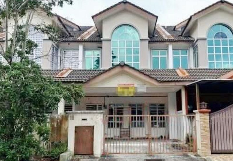 Taman Seroja, Bandar Baru Salak Tinggi