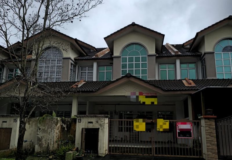 Taman Seroja, Bandar Baru Salak Tinggi