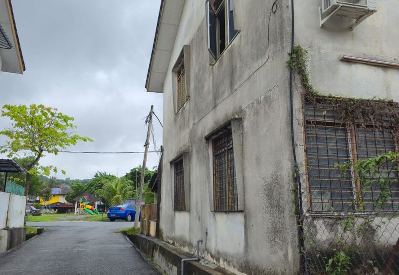 Taman Dahlia, Sepang