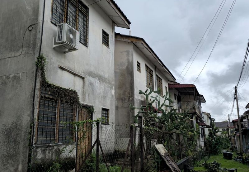 Taman Dahlia, Sepang