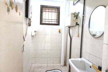 Pangsapuri Sri Intan, Bandar Baru Seri Alam