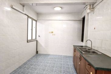 Pangsapuri Sri Intan, Bandar Baru Seri Alam