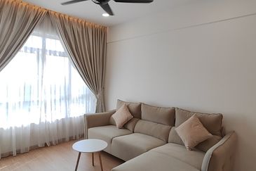 Midas Perling Apartment