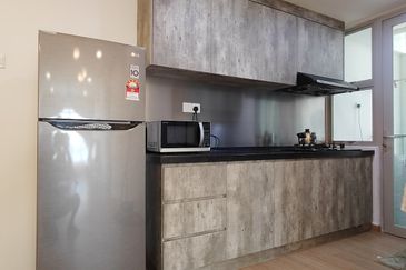 Midas Perling Apartment