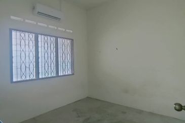 Taman ria Plentong Single storey for sale 