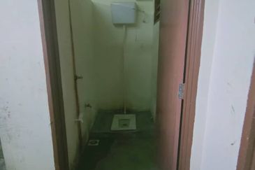 Taman ria Plentong Single storey for sale 