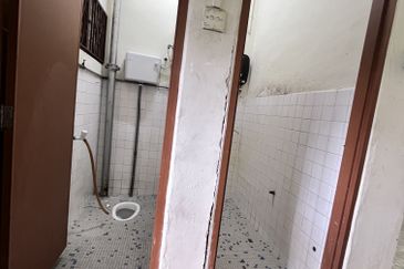 Taman ria Plentong Single storey for sale 