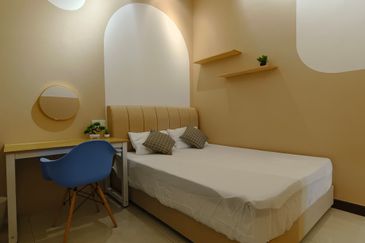 Paragon Suites @ CIQ