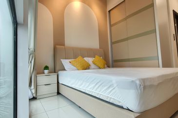 Paragon Suites @ CIQ