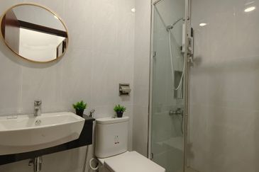 Paragon Suites @ CIQ