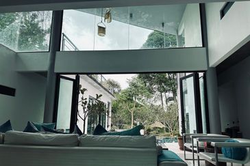 Perdana Lakeview East