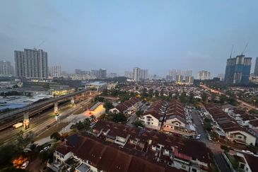 The Zest @ Kinrara 9