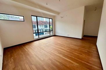 Irama villa 2 @ BK8 Bandar Kinrara Puchong Selangor