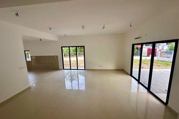 Irama villa 2 @ BK8 Bandar Kinrara Puchong Selangor