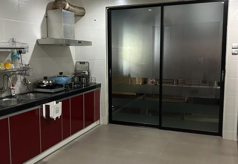 Glenmarie Cove Residence