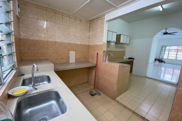 Lorong Batu Nilam 33C