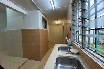 Lorong Batu Nilam 33C