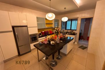 Lorong Batu Nilam 17C 