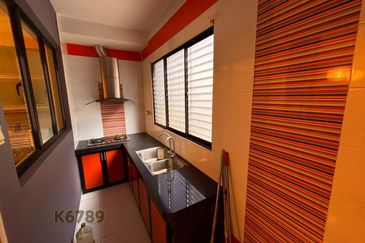 Lorong Batu Nilam 17C 