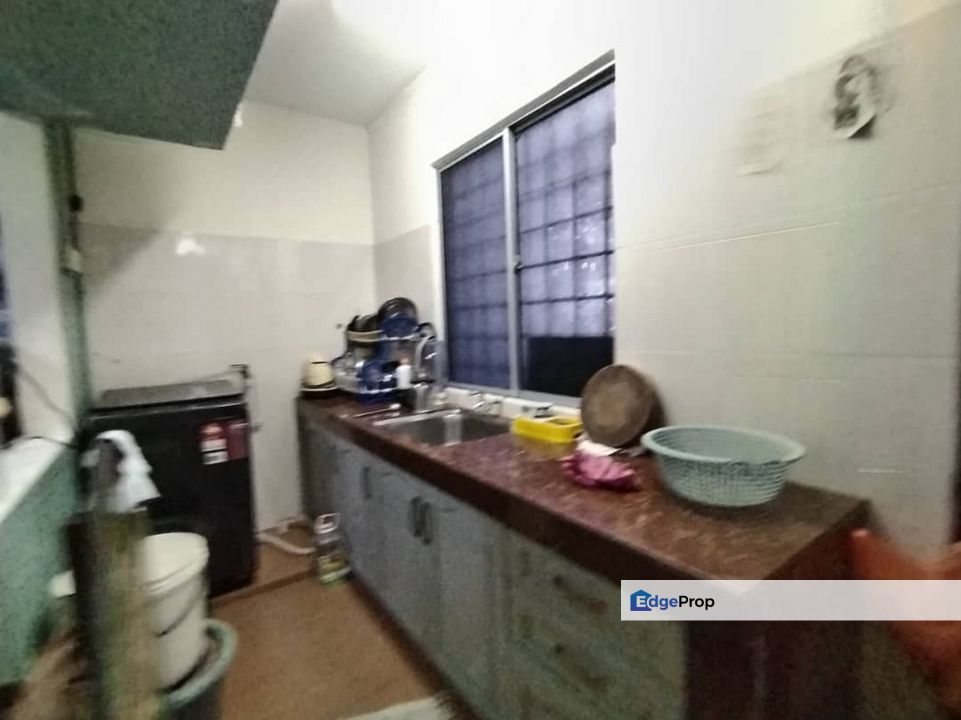 Single Storey Fully Extended Intermediate For Sale, Selangor, Petaling Jaya