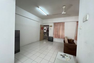 Sri Aman Block C (Sri Aman Block 1 & 3), Bukit Jambul, Penang