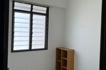 Sri Aman Block C (Sri Aman Block 1 & 3), Bukit Jambul, Penang