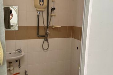 Sri Aman Block C (Sri Aman Block 1 & 3), Bukit Jambul, Penang