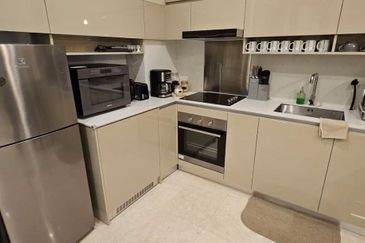 Freehold Fully Furnished/ High Cashback/ Doorstep MRT2