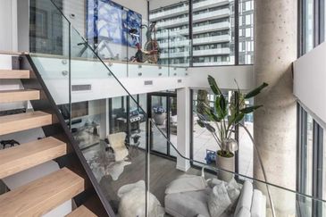 Berbaloi !!! KL Bukit Jalil @ 1700 Luxury Sky Duplex Condo