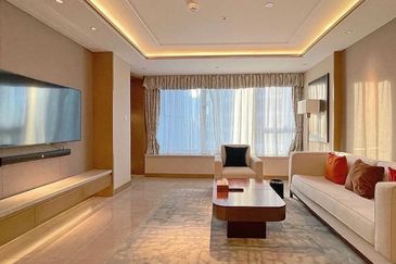 Most Suitable for Ownstay in the Mont Kiara Town/ Super Low Density/ Freehold