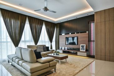 Bukit Jalil New Freehold Sky Bungalow / 22ft Living Room with Big Balcony / 4 Carparks