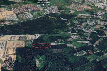 Development land in Pontian