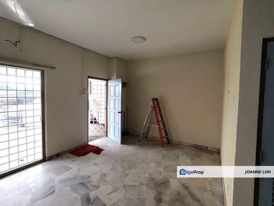 TAMAN SEA SS23 HOUSE FOR SALE! Below Market Value! for Sale RM750,000