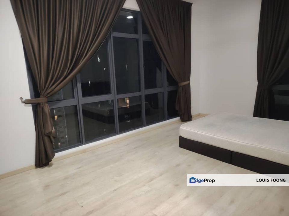 The Henge Big Unit Super Good Deal Below Market Price for Sale, Kuala Lumpur, Kepong