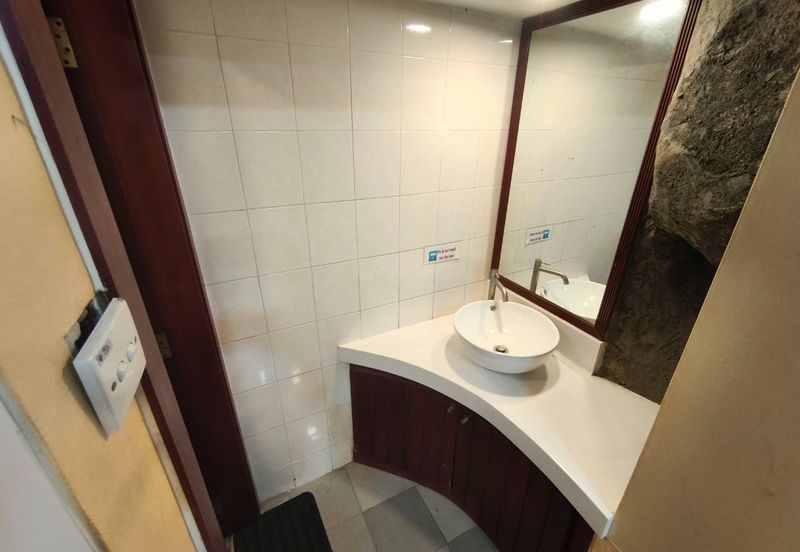 Taman Daya Kepong 5.5 Storey ShopLot 2 Lot for Sale