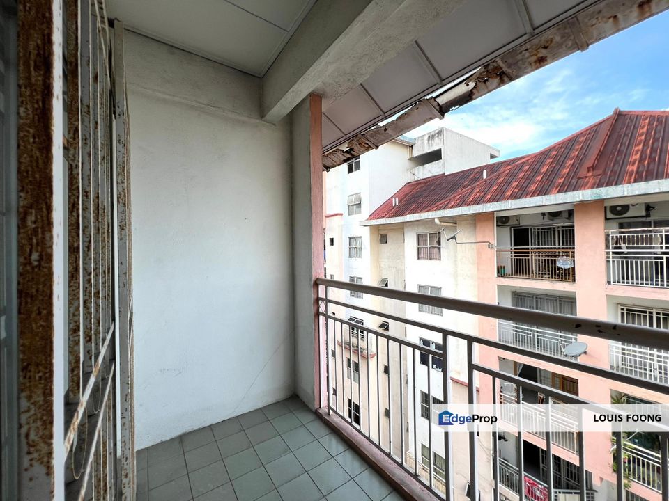 Vista Magna Kepong Condo Apartment Below Market for Sale, Kuala Lumpur, Kepong