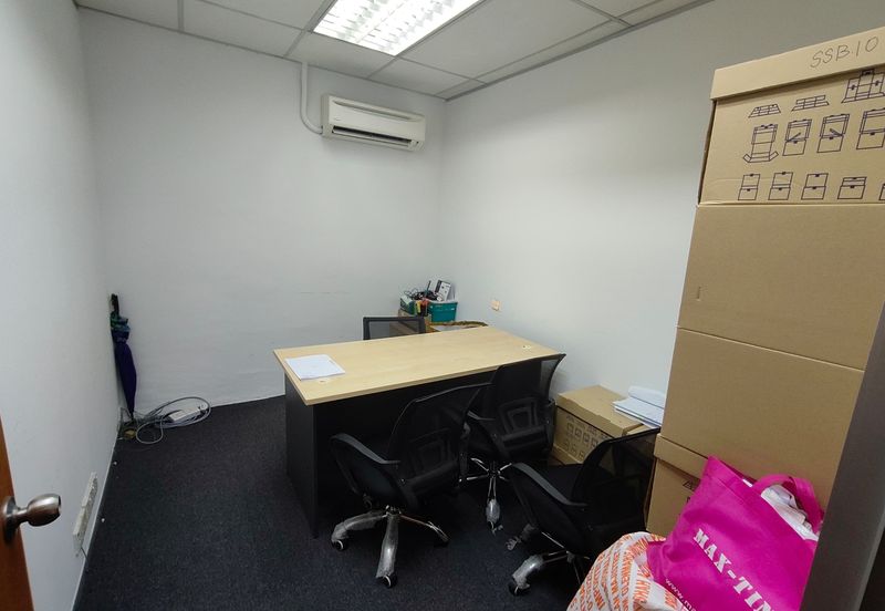 Medan Putra Business Centre