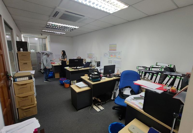 Medan Putra Business Centre