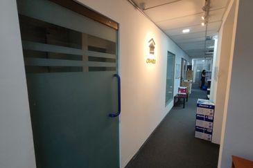 Medan Putra Business Centre