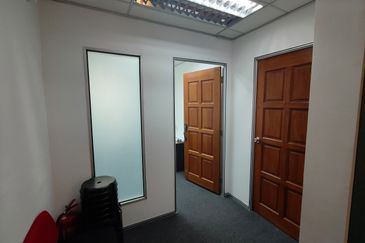 Medan Putra Business Centre