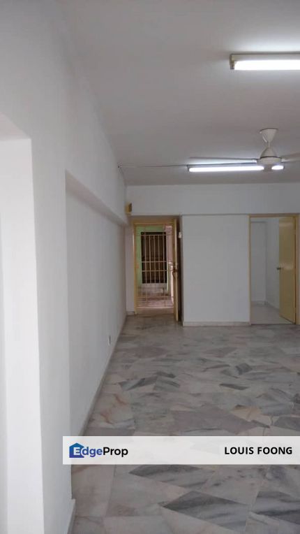 Hijau Ria Apartment Clean & Neat Unit for Sale, Kuala Lumpur, Kepong