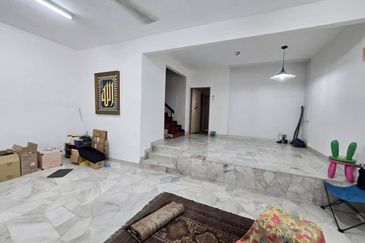 Bandar Menjalara (Desa Seri Mahkota)