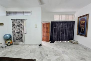 Bandar Menjalara (Desa Seri Mahkota)