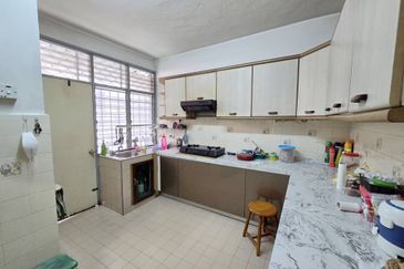 Bandar Menjalara (Desa Seri Mahkota)