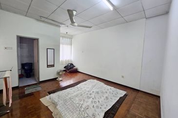 Bandar Menjalara (Desa Seri Mahkota)