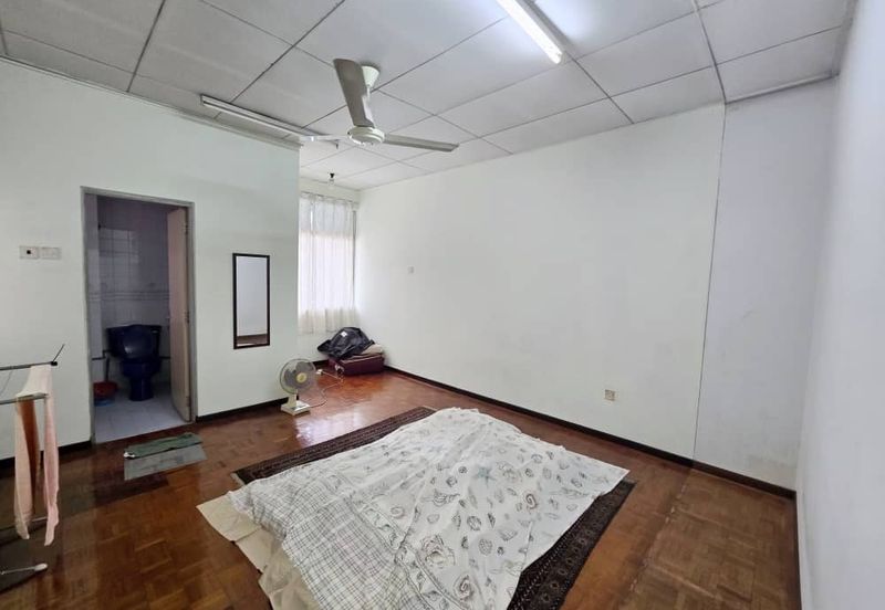 Bandar Menjalara (Desa Seri Mahkota)