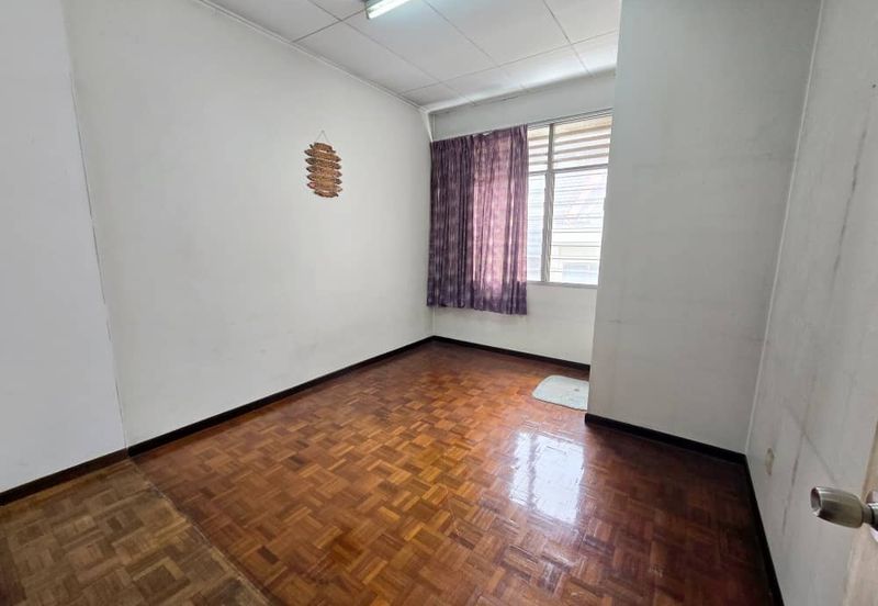 Bandar Menjalara (Desa Seri Mahkota)